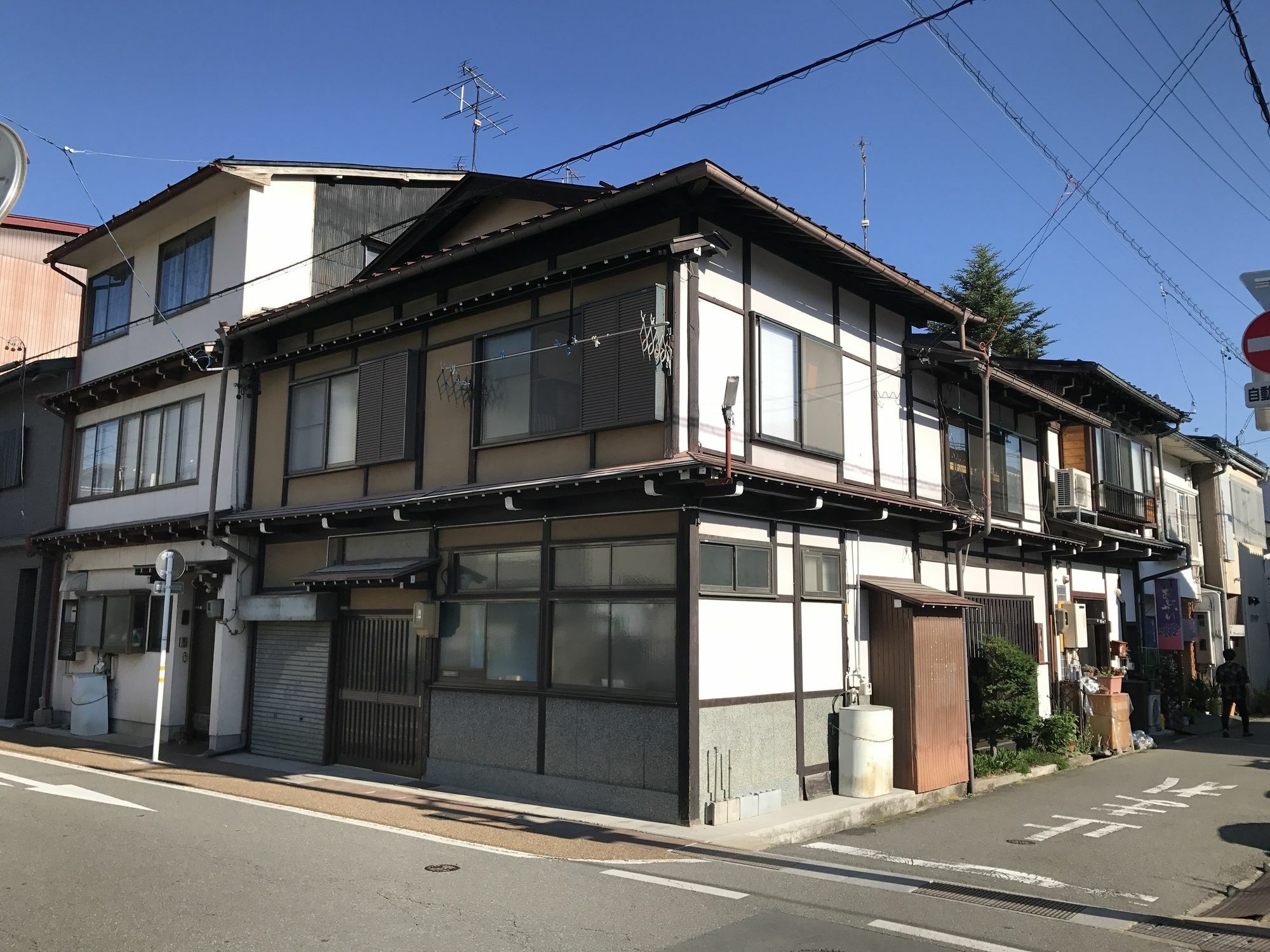 Guesthouse Daruma Takayama  Eksteriør billede